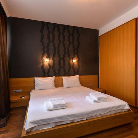 Super Premium Two Bedroom Suite on Vitosha Boulevard Sófia Exterior foto
