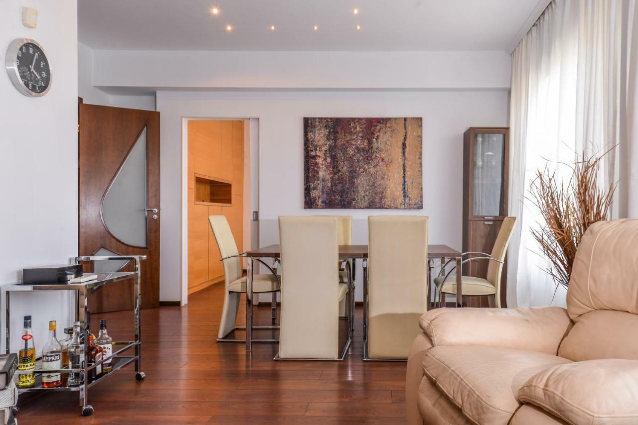 Super Premium Two Bedroom Suite on Vitosha Boulevard Sófia Exterior foto